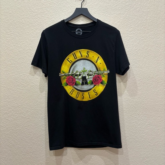 Guns & Roses 2021 Tour Concert Tee Men’s Size Medium - Picture 1 of 5